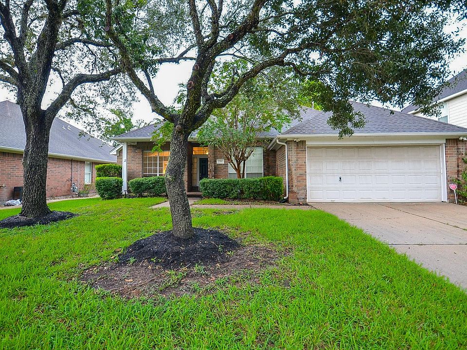 1st image of 1350 Summer Terrace Dr