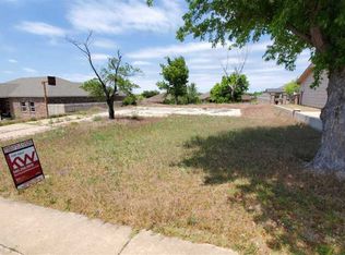 2920 Cheyenne Dr, Woodward, OK 73801