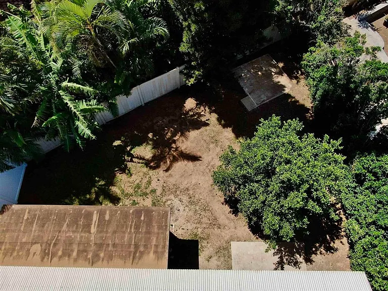 390 Auhana Rd — Photo 5