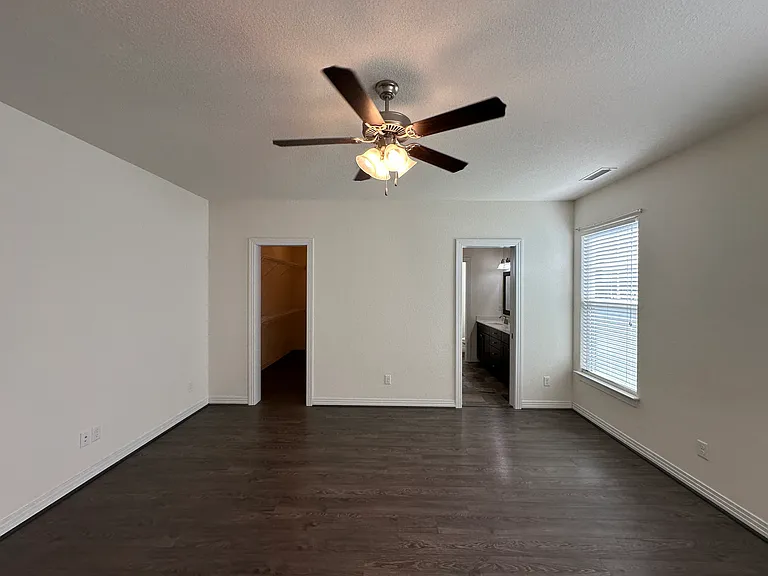2212 Martlet Ln — Photo 23