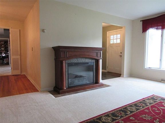 3rd image of 2604 W 35th St
