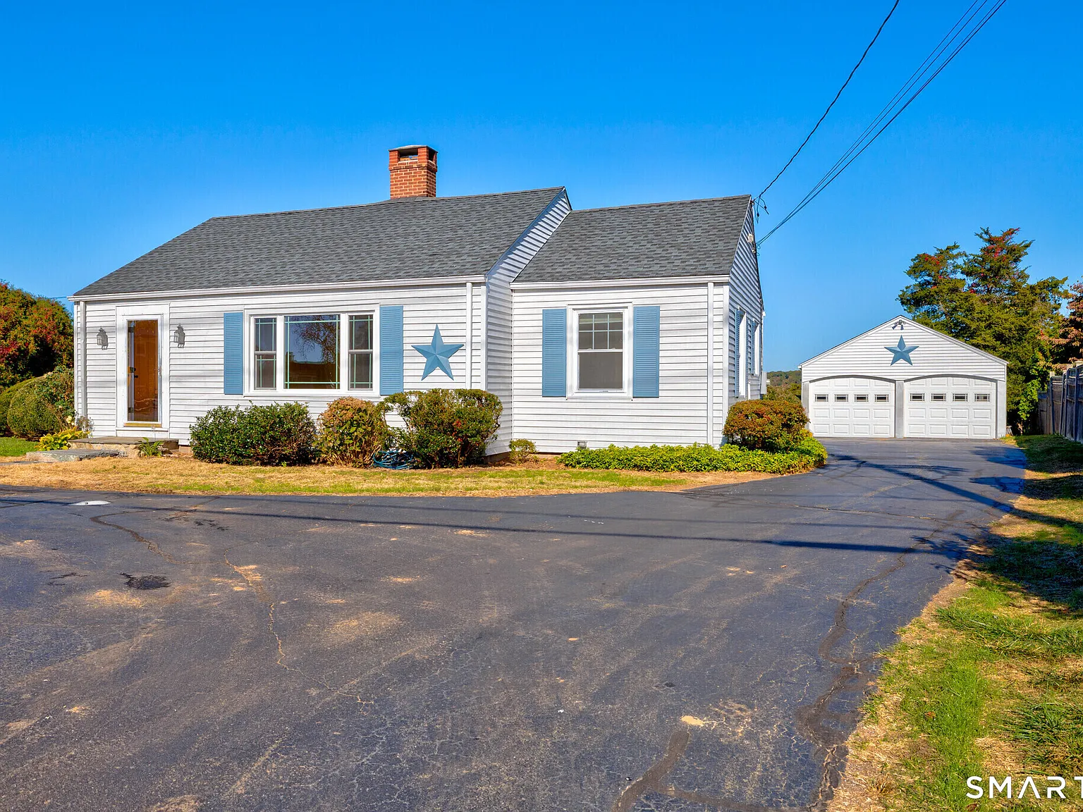 3 bed, 2.0 bath, 1795 sqft, $4,000 — Photo 3