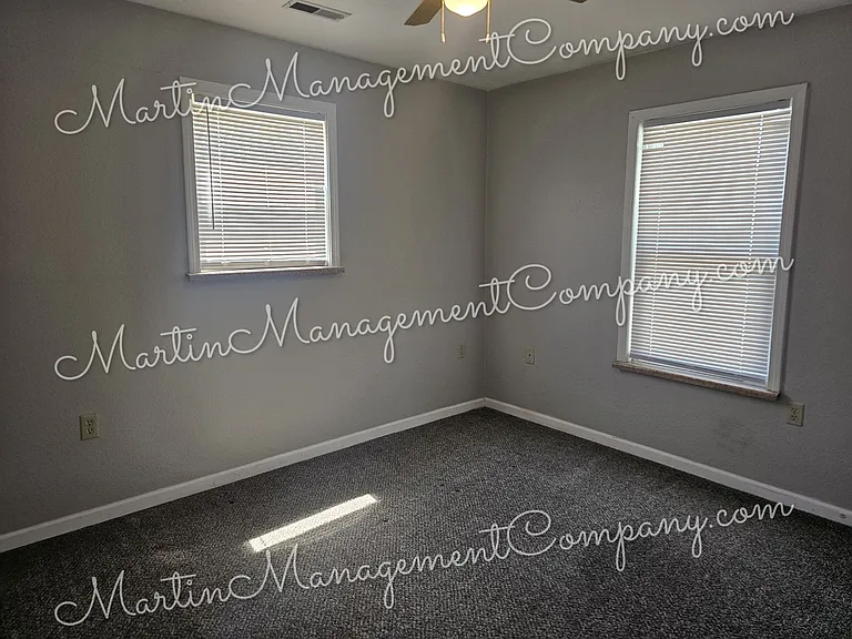 1520 S Osage Ave #B — Photo 7