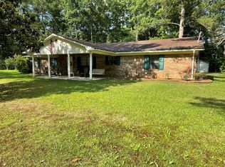 45 Purvis Airport Dr, Ellisville, MS 39437