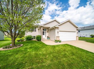 5187 56th Ave NW, Rochester, MN 55901