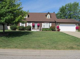 1469 Cranbrook Dr, Saginaw, MI