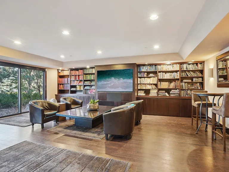 Cedars of Edina clubroom