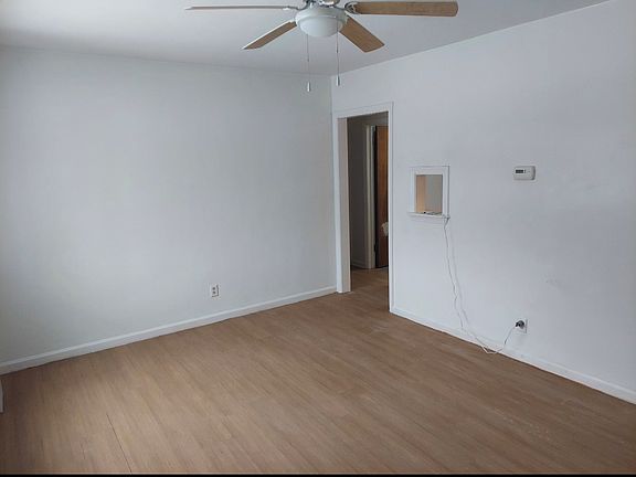 4th image of 220 Maryland St NE