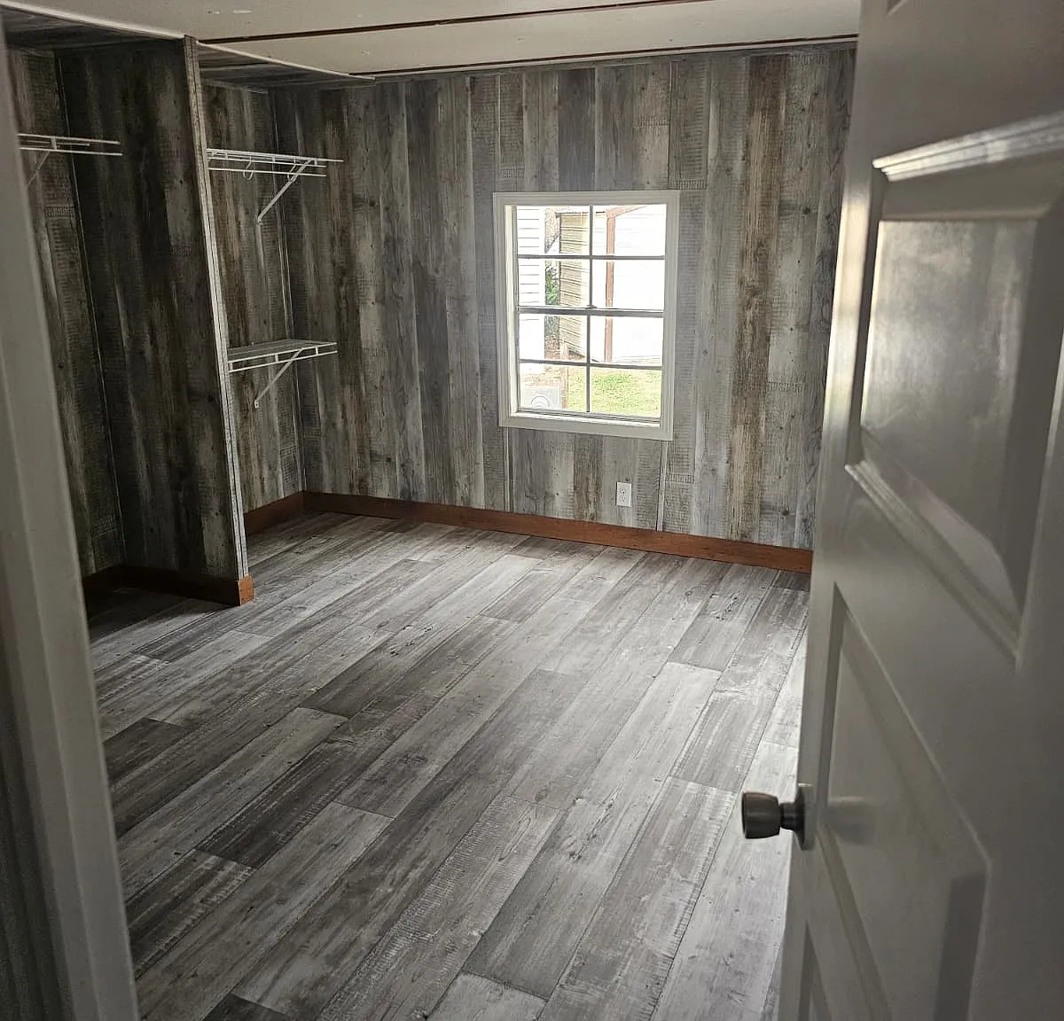 2 bed, 500 sqft, $1,300 — Photo 3