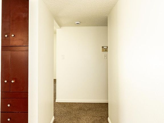 5th image of 4527 N Chestnut Ave