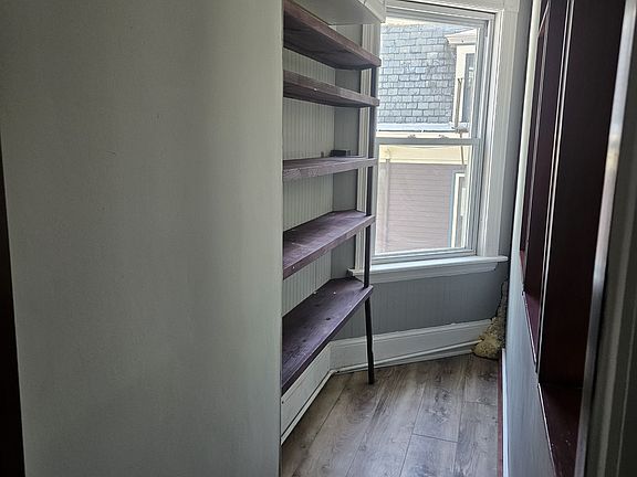 5th image of 14 Hillside St #7