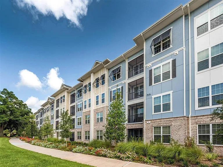 Alvista West Vue — Photo 12