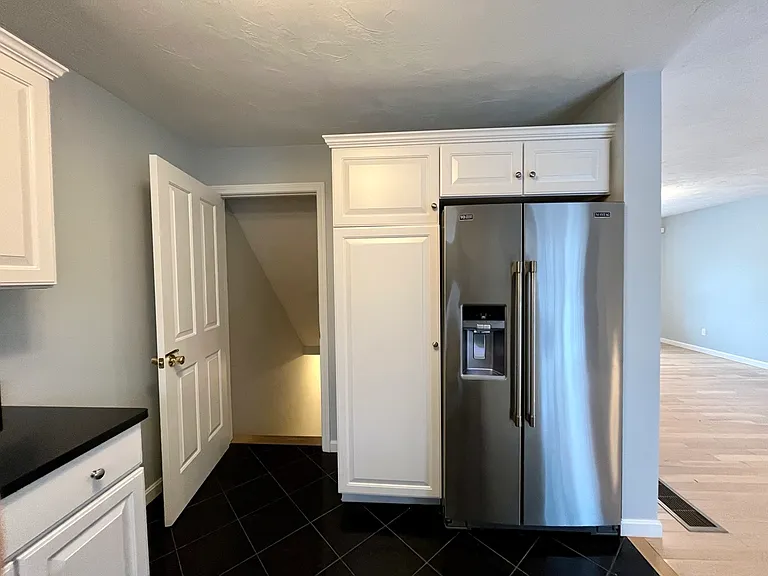 401 W Center St #1C — Photo 8