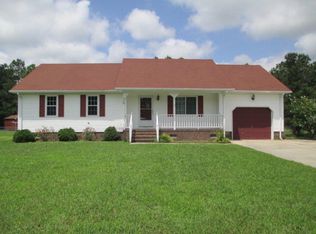 110 Lee Cir, Elizabeth City, NC 27909