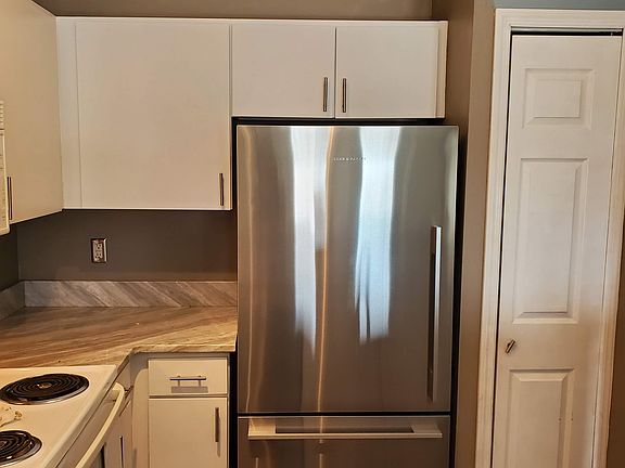 3rd image of 1910 E Palm Ave APT 8305