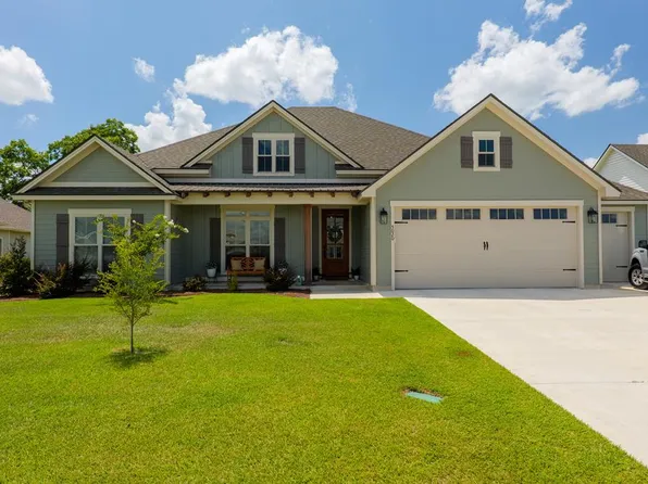 5020 Hatfield Cir, Hahira, GA 31632