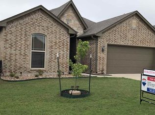 904 SW 79th St, Lawton, OK 73505