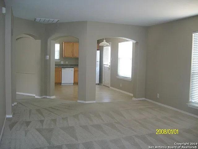 1122 Cockroft Dr — Photo 5