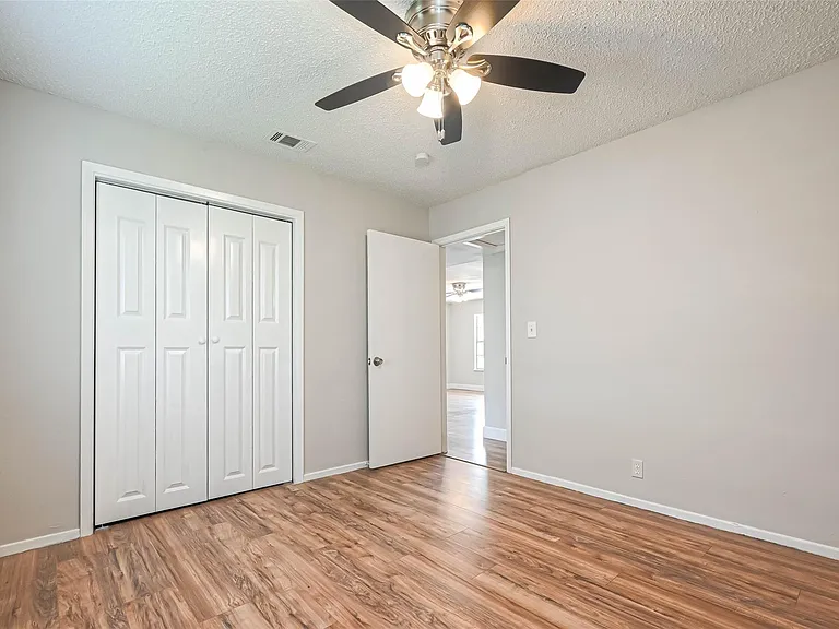 8430 Round Rock Dr #1 — Photo 25