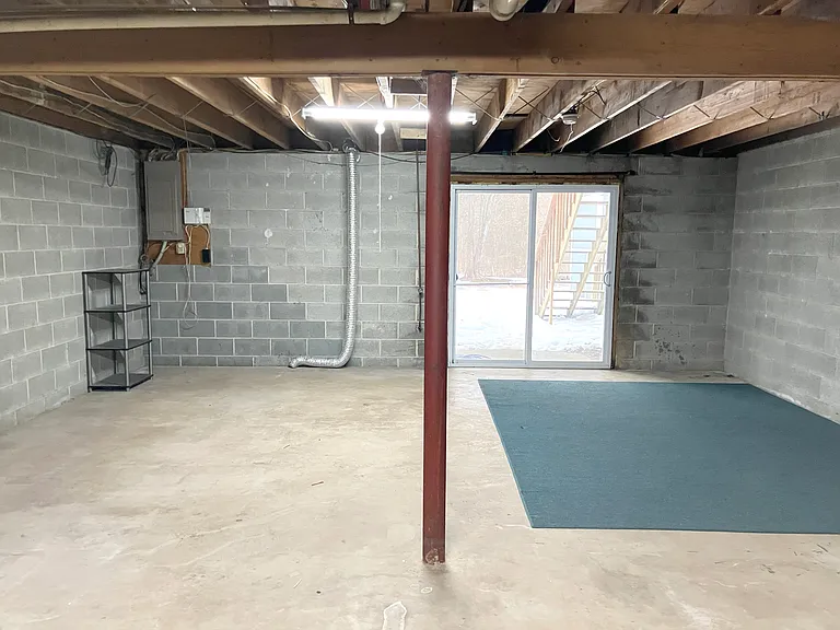 21 Evelyn Ln — Photo 30