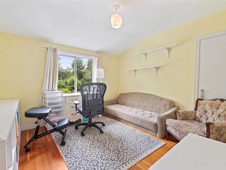 3079 Crown St — Photo 12
