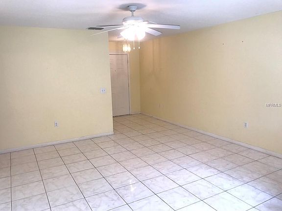 2nd image of 1426 Long St