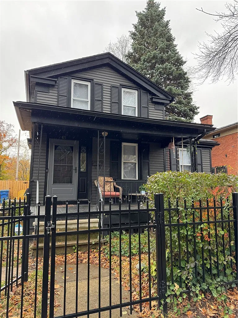 2 bed, 1.0 bath, 1484 sqft, $2,550 — Photo 1