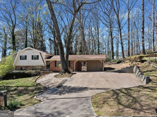 3334 Spring Meadow Ct, Tucker, GA 30084