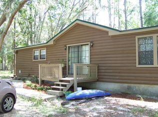 111 Tobago Ave, Satsuma, FL 32189