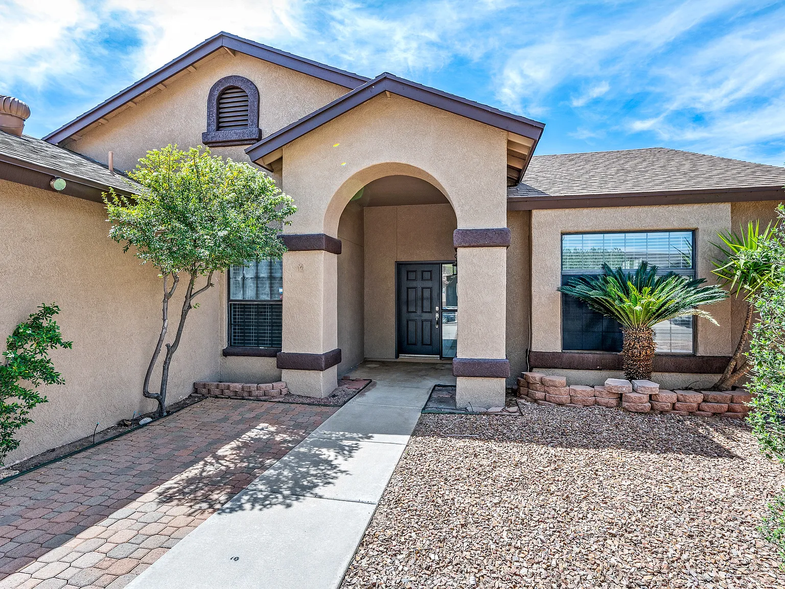 7929 N Supernova Dr — Photo 2