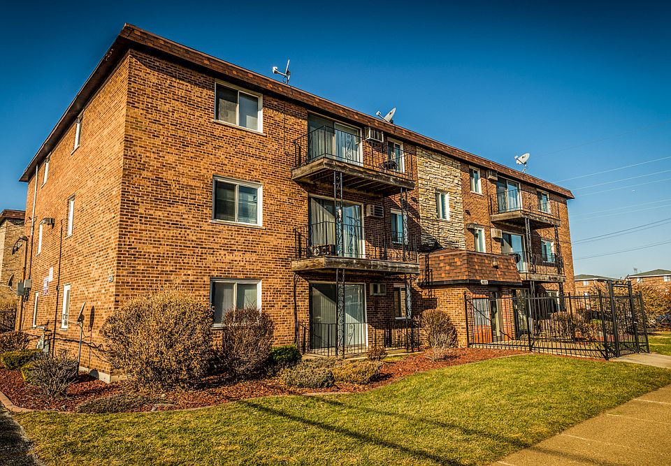 1st image of 1677 State St #1685-1B