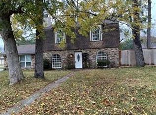 7318 Ironwood Ln, Baytown, TX 77521