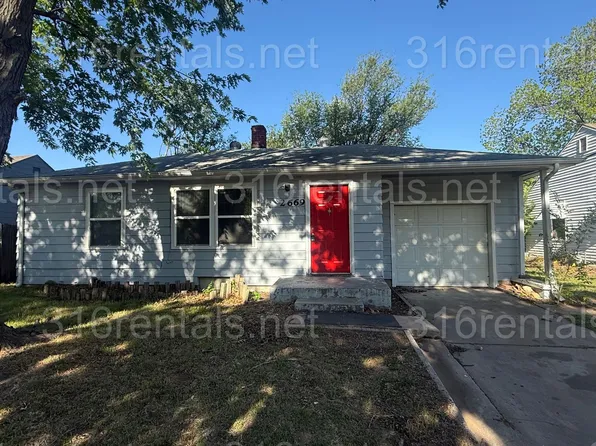 2669 S Santa Fe Ave, Wichita, KS 67216
