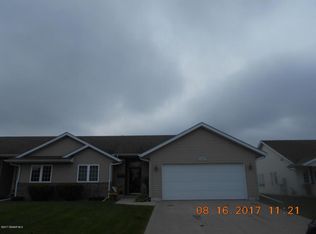 2485 Mossy Creek Dr NE, Owatonna, MN 55060