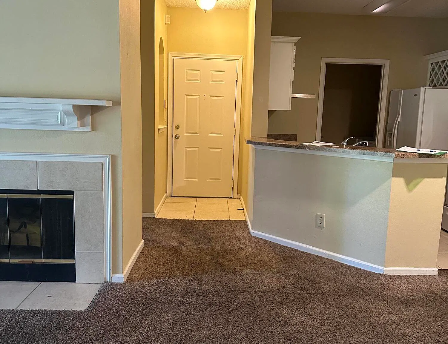 2 bed, 2.0 bath, 1066 sqft, $1,545 — Photo 2