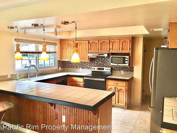 5th image of 16157 Hedy Dr