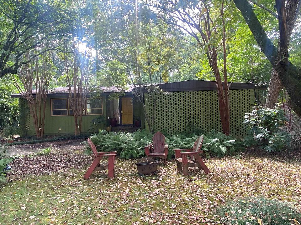 1st image of 103 Windhaven Rd