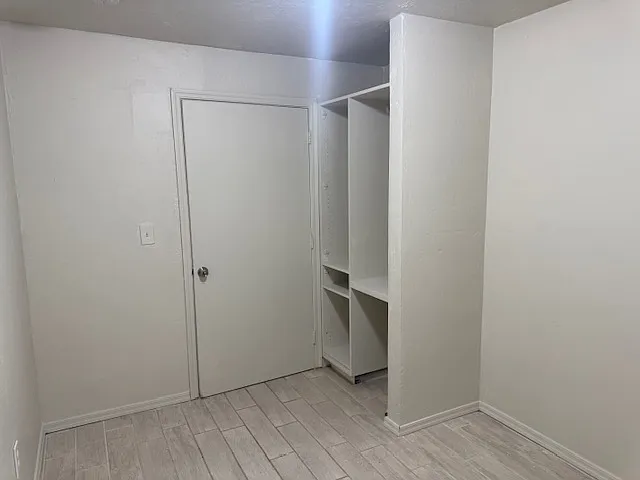108 W Palmdale St #2 — Photo 10
