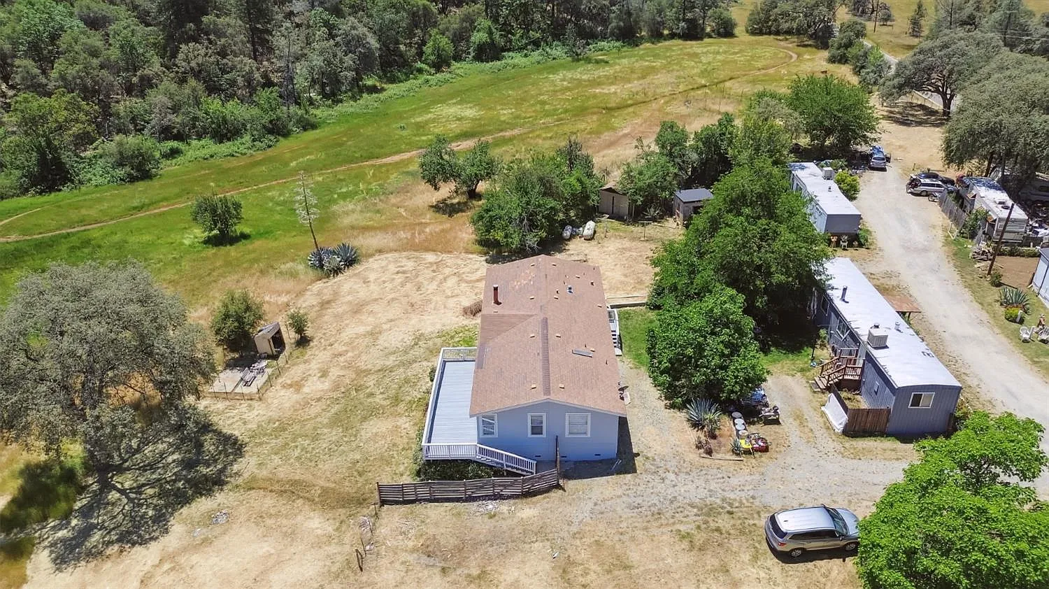 22115 Pleasant Valley Rd photo 1