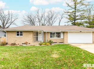 2110 W Newman Pkwy, Peoria, IL 61604