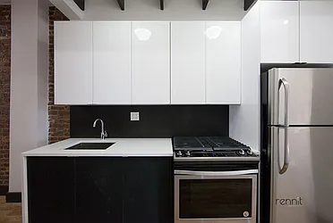 Rented by Rennit Inc.