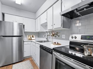 MacArthur Place at 183, Irving, TX 75062