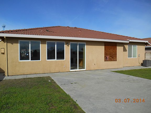 3rd image of 1009 Nicolaus Dr