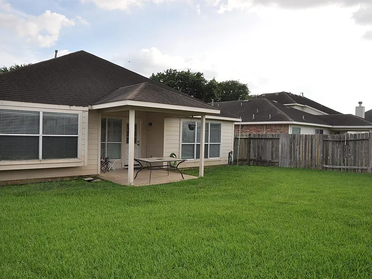 19118 Mossy Hedge Ln — Photo 31