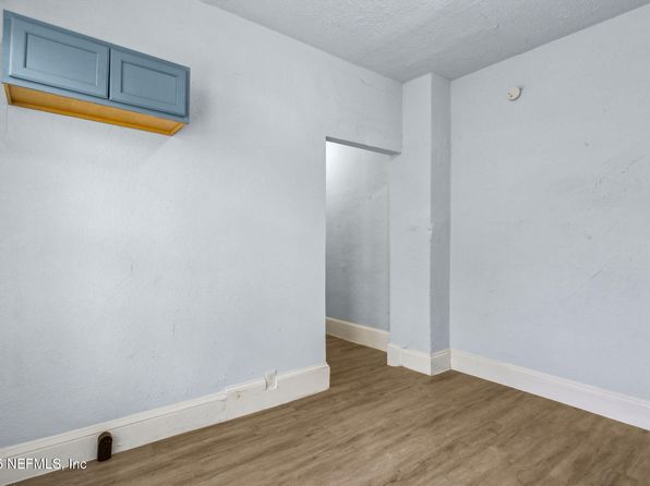 jacksonville-florida-154611322 picture