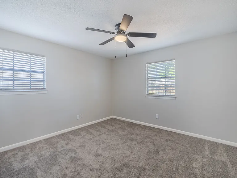 Residences at Cooper Bend — Photo 17