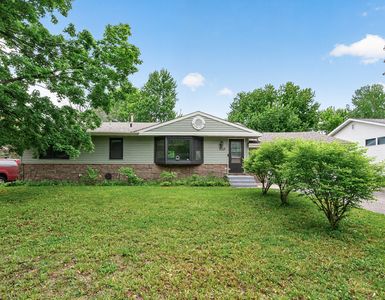2041 Emerald Ln, Eagan, MN, 55122