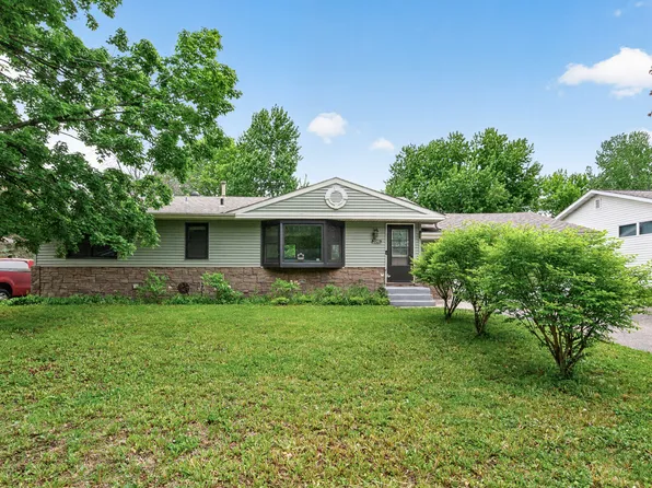 2041 Emerald Ln, Eagan, MN 55122