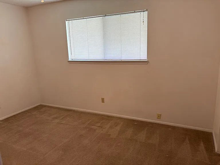 3055 Trinity Dr #528 — Photo 17