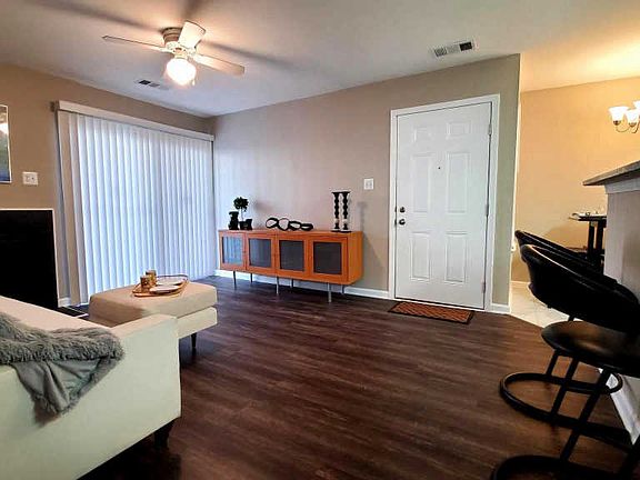 4th image of 8625 Beekman Pl Unit 25B